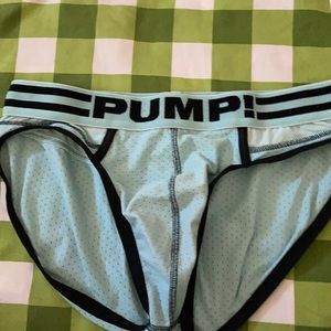 Pump mesh briefs